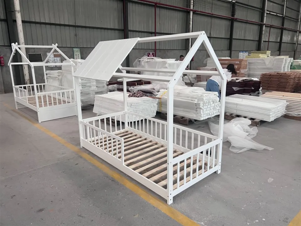 Дечији кревет на спрату